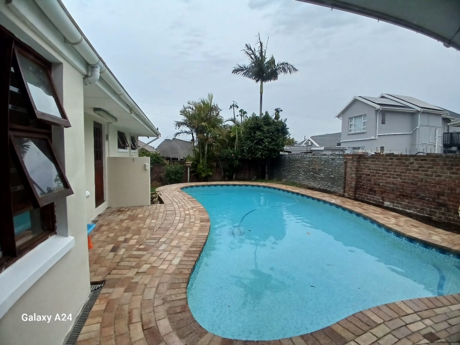 5 Bedroom Property for Sale in Beacon Bay Eastern Cape